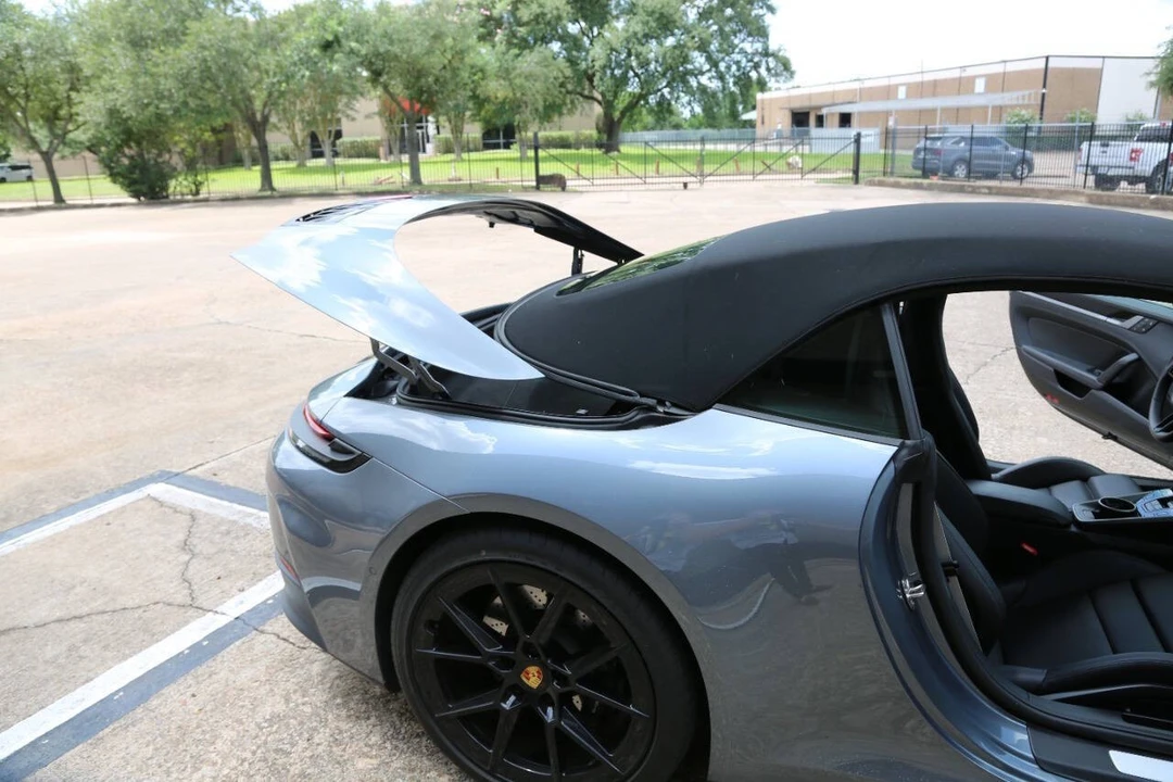 2025 Porsche 992 Carrera - Image 15 of 21