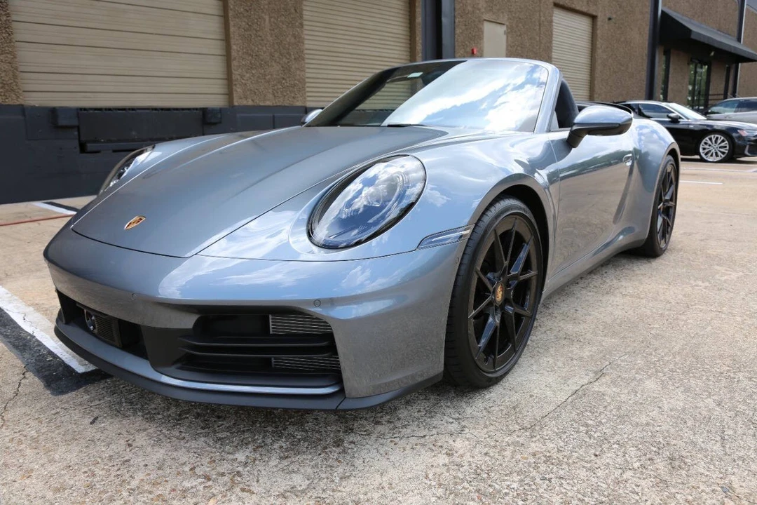 2025 Porsche 992 Carrera - Image 3 of 12