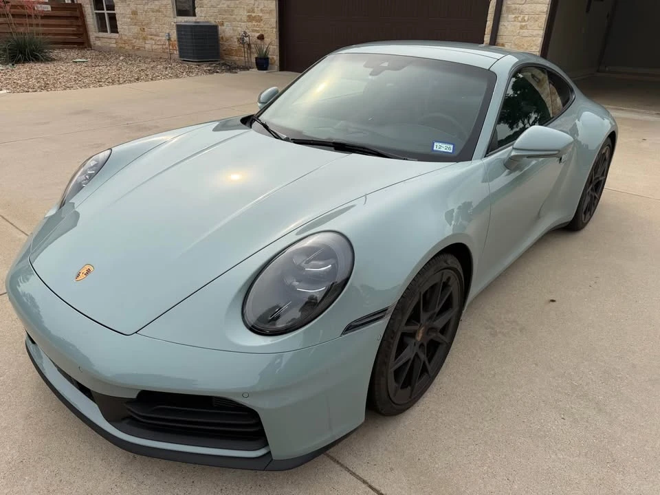 2025 Porsche 992 Carrera - Image 2 of 8
