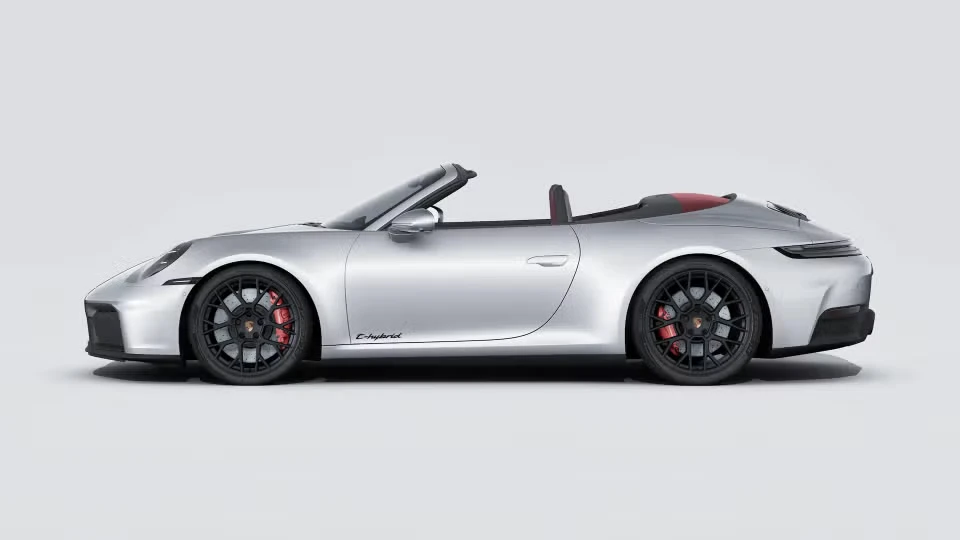2025 Porsche 992 Carrera GTS - Image 11 of 30