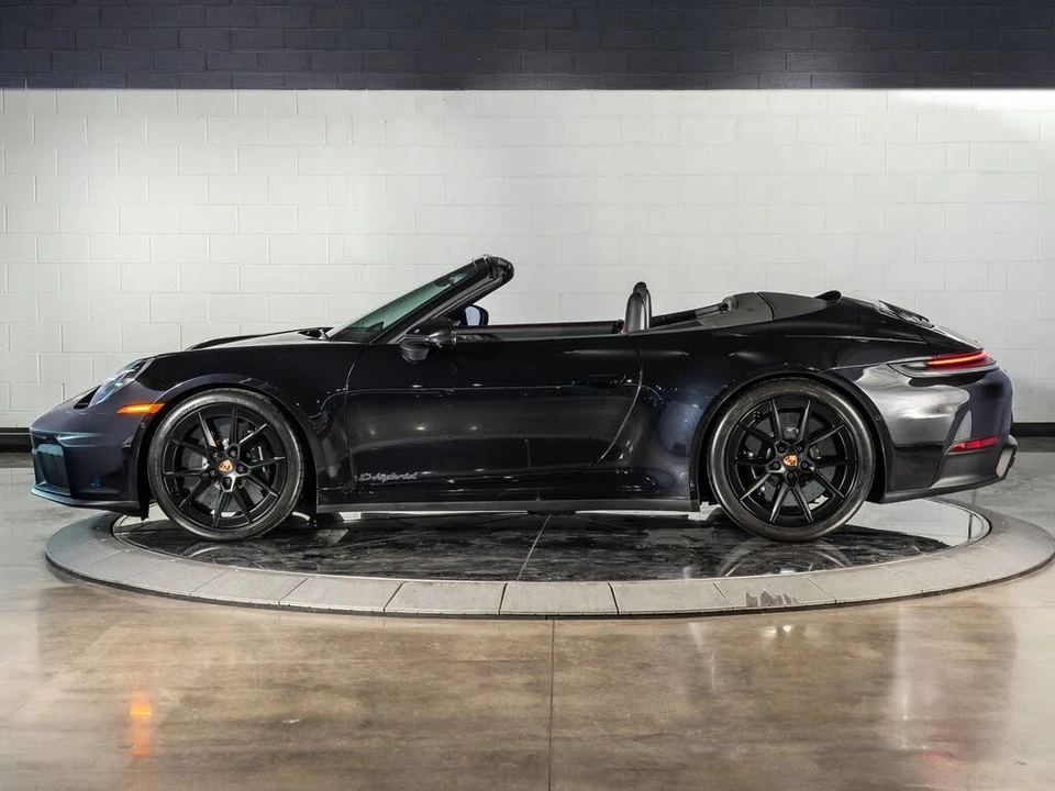 2025 Porsche 911 - Image 2 of 31