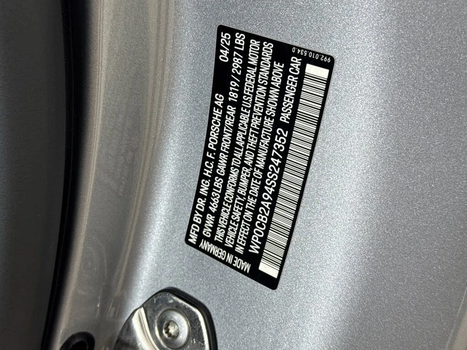 2025 Porsche 911 - Image 28 of 29