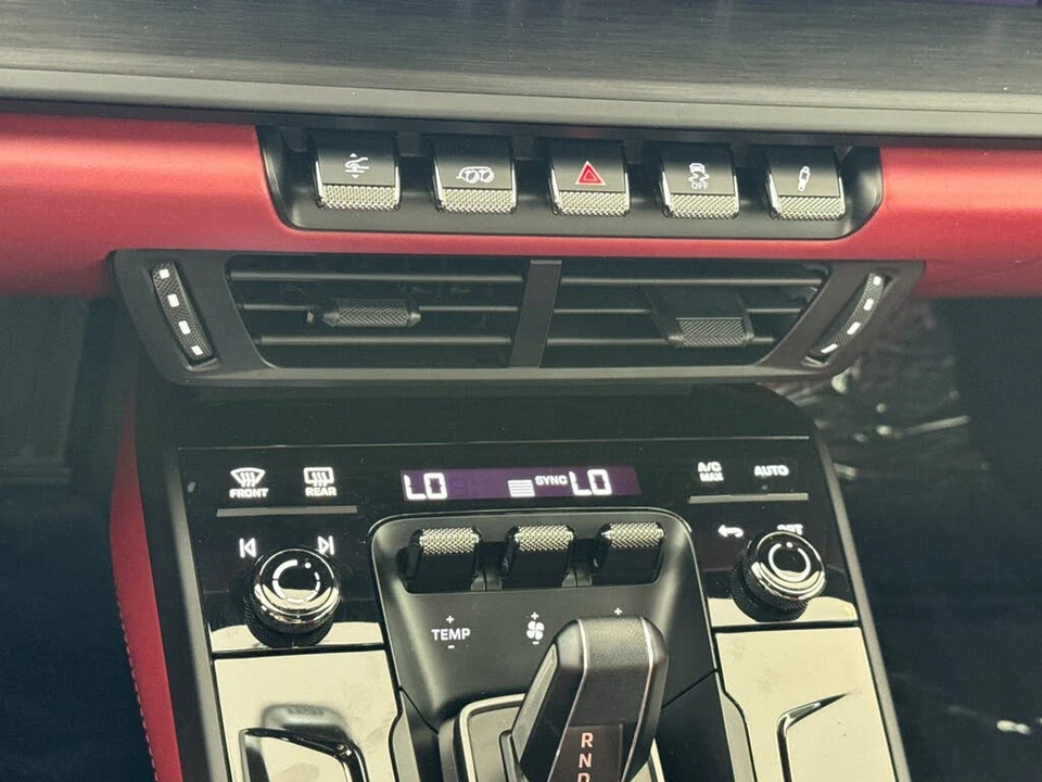 2025 Porsche 911 - Image 20 of 29