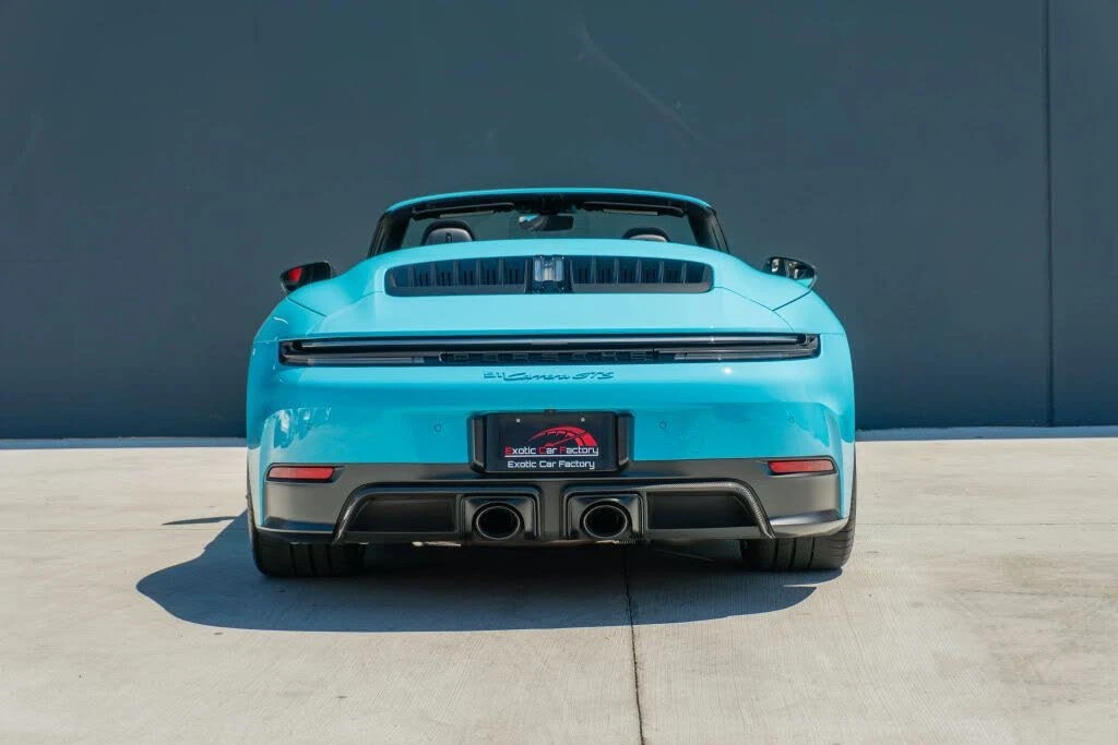 2025 Porsche 911 - Image 9 of 31