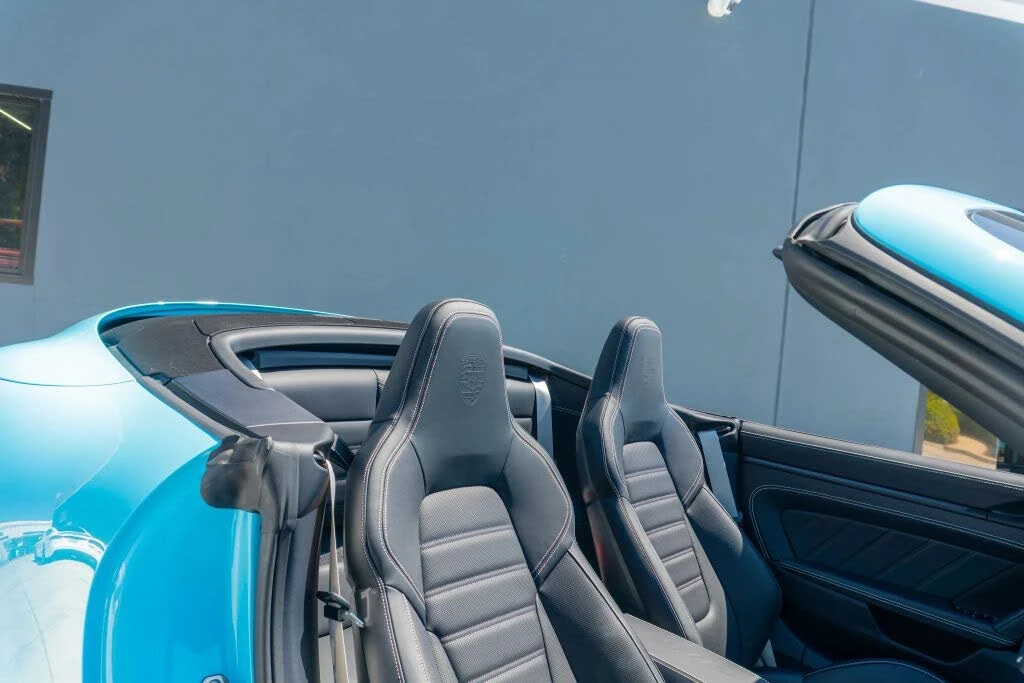 2025 Porsche 911 - Image 14 of 31