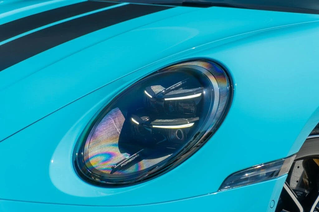 2025 Porsche 911 - Image 28 of 31