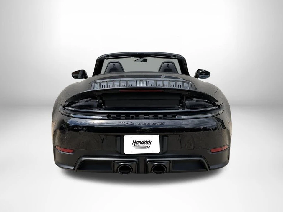 2025 Porsche 911 - Image 4 of 31