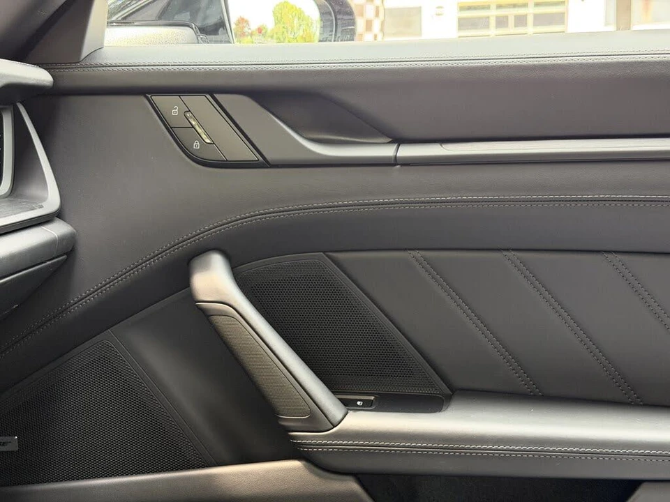 2025 Porsche 911 - Image 31 of 31