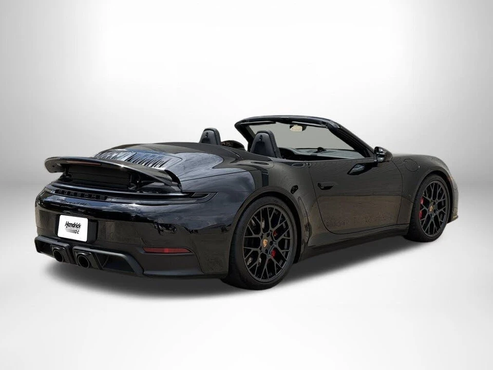 2025 Porsche 911 - Image 3 of 31
