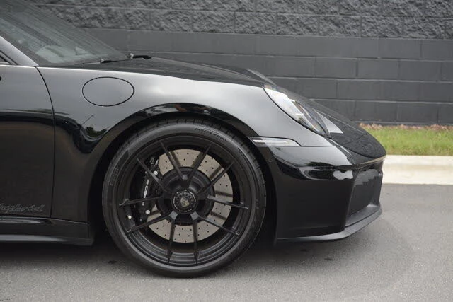 2025 Porsche 992 Carrera GTS - Image 11 of 31
