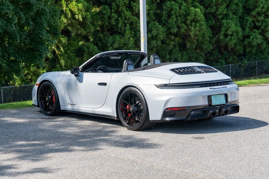 2025 Porsche 911 - Image 3 of 31