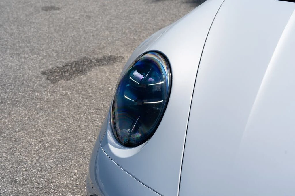 2025 Porsche 911 - Image 19 of 31