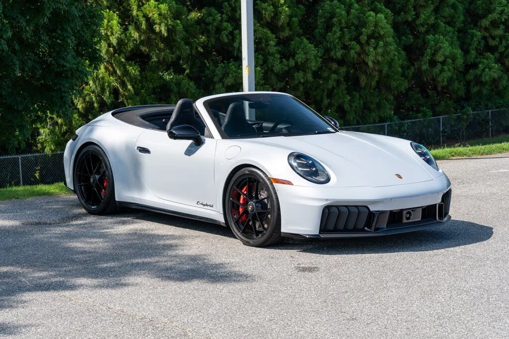 2025 Porsche 911 - Image 9 of 31