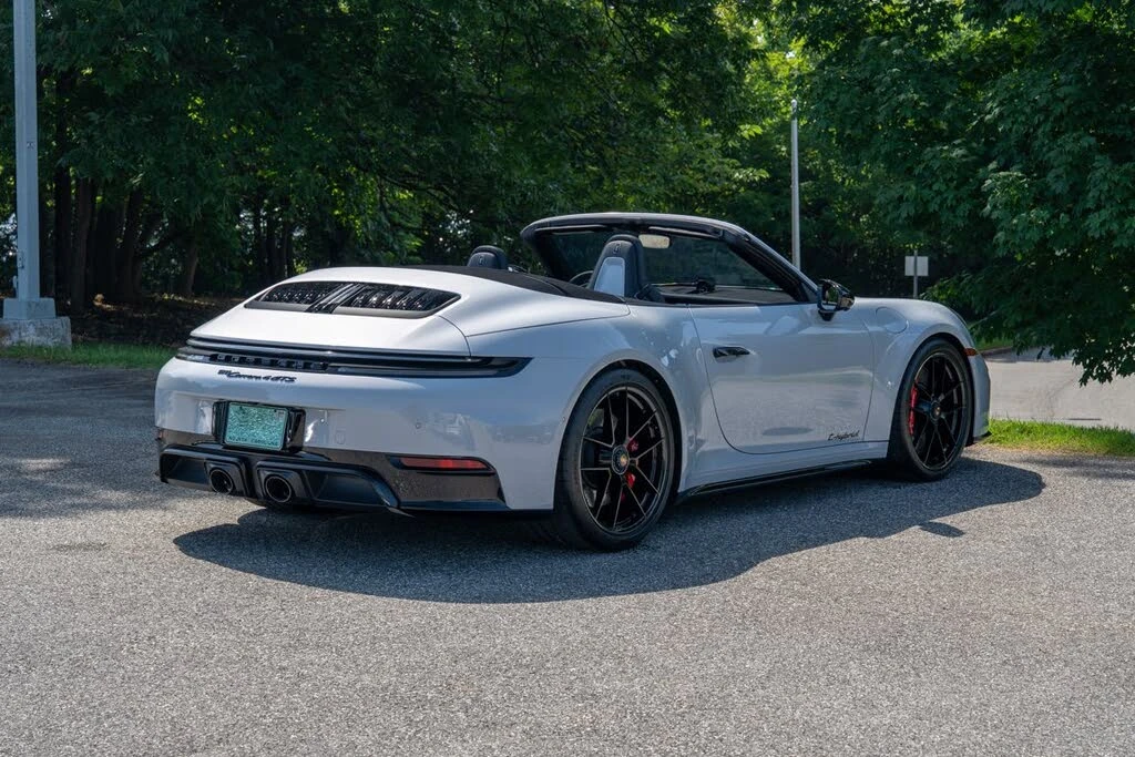 2025 Porsche 911 - Image 7 of 31