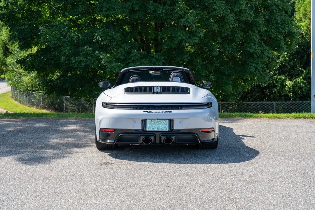 2025 Porsche 911 - Image 6 of 31