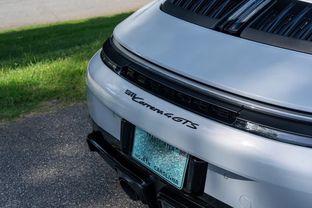2025 Porsche 911 - Image 15 of 31