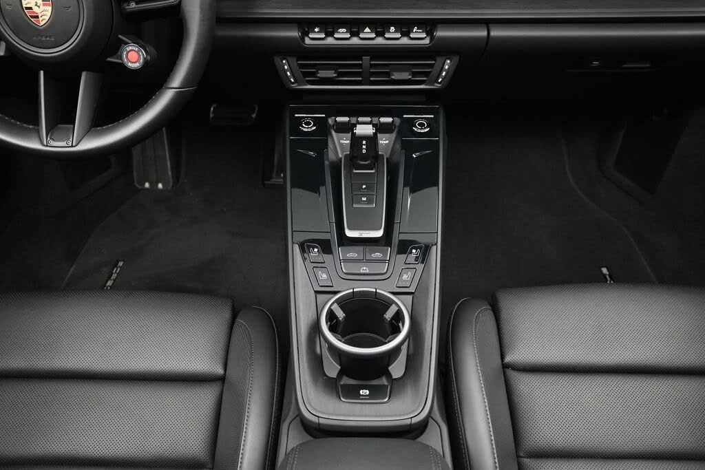 2025 Porsche 992 Carrera GTS - Image 8 of 31