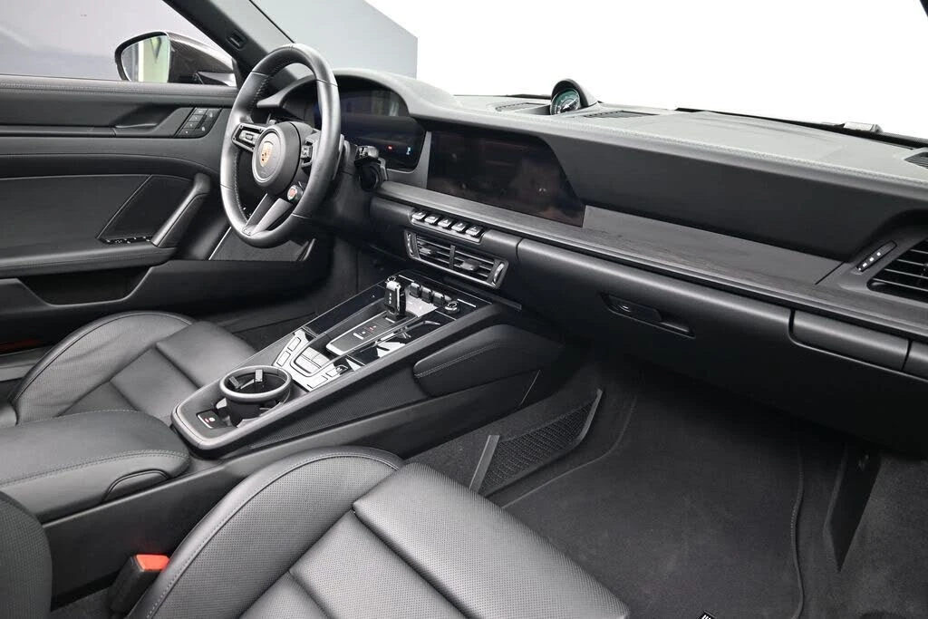 2025 Porsche 992 Carrera GTS - Image 11 of 31