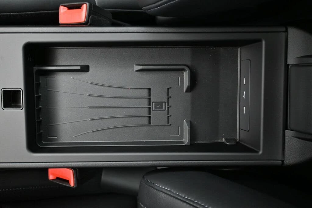 2025 Porsche 992 Carrera GTS - Image 19 of 31