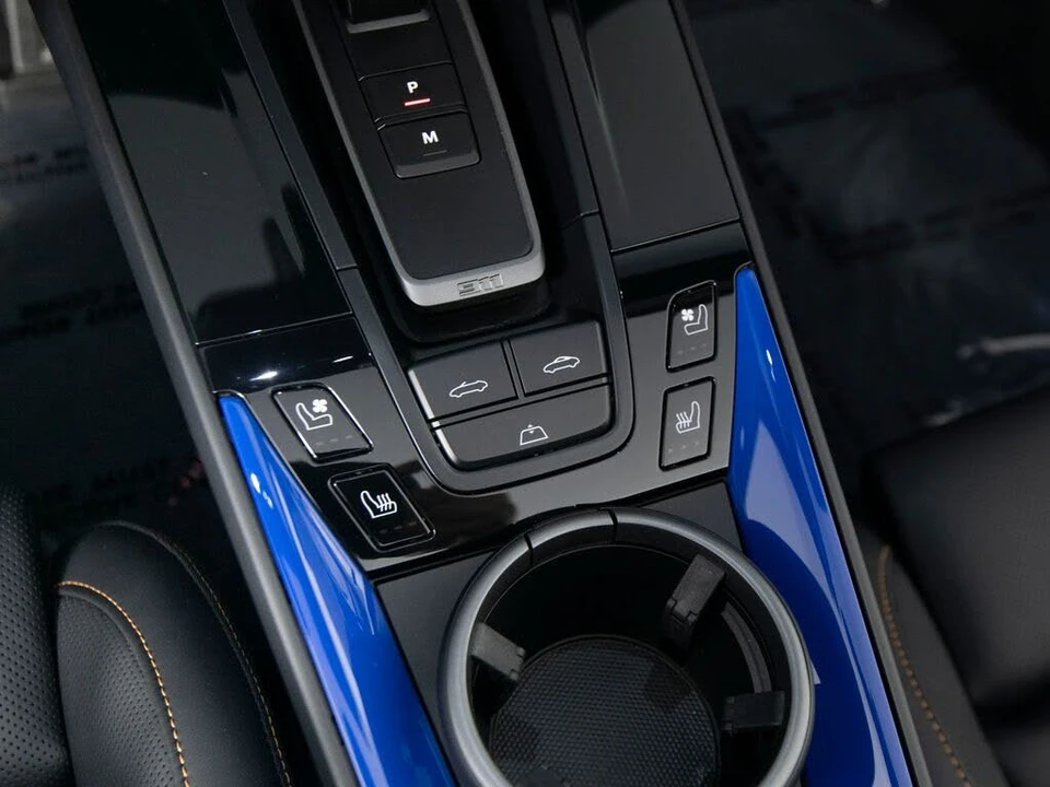 2025 Porsche 911 - Image 28 of 31