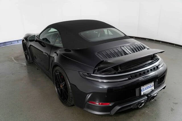 2025 Porsche 992 Carrera GTS - Image 27 of 31