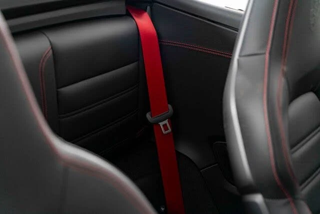 2025 Porsche 992 Carrera GTS - Image 26 of 31