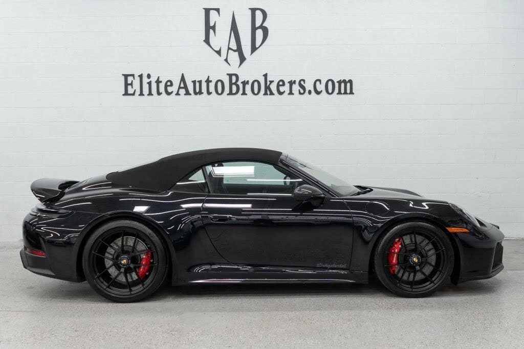 2025 Porsche 911 - Image 5 of 31