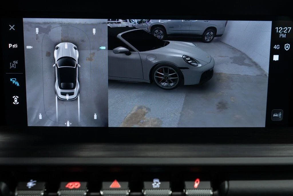 2025 Porsche 911 - Image 25 of 31