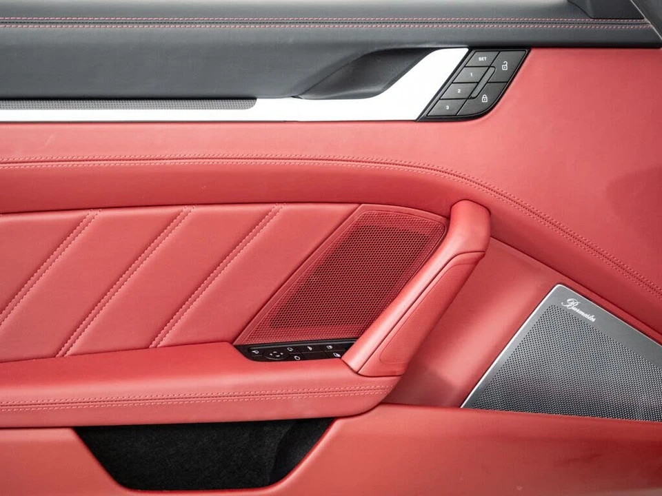 2025 Porsche 992 Carrera GTS - Image 6 of 31