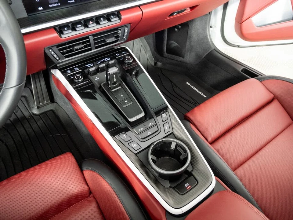 2025 Porsche 992 Carrera GTS - Image 18 of 31