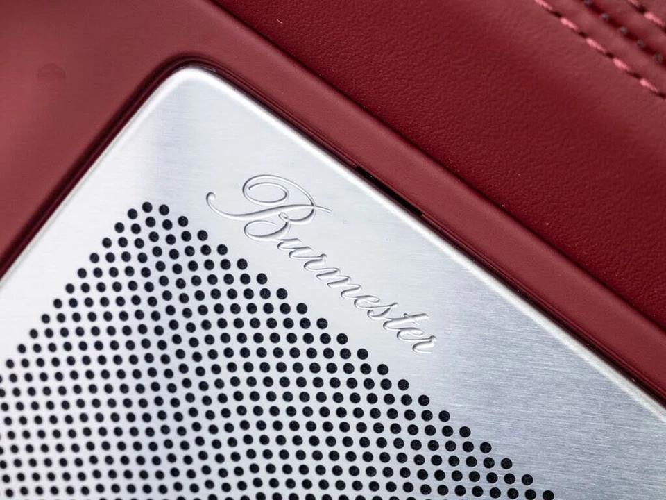 2025 Porsche 992 Carrera GTS - Image 7 of 31
