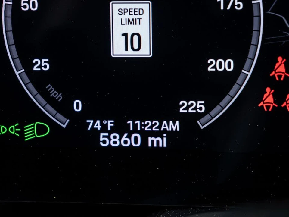 2025 Porsche 992 Carrera GTS - Image 12 of 31