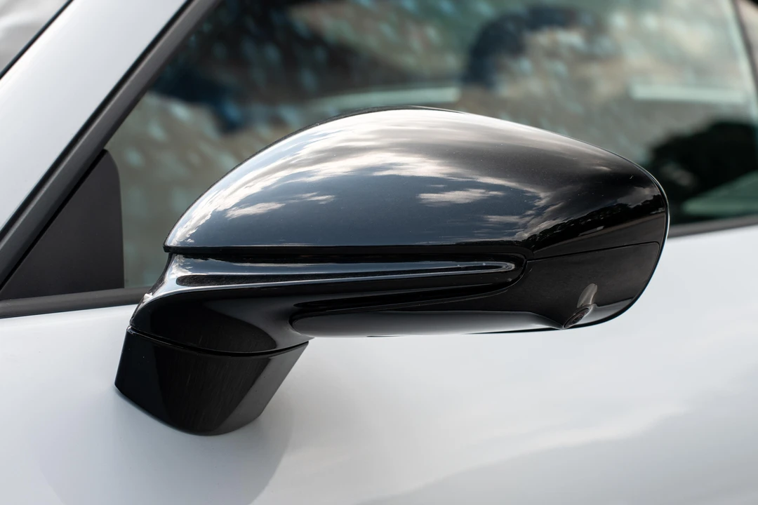 2025 Porsche 992 Carrera - Image 30 of 31