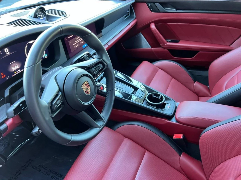 2025 Porsche 992 Carrera GTS - Image 5 of 5