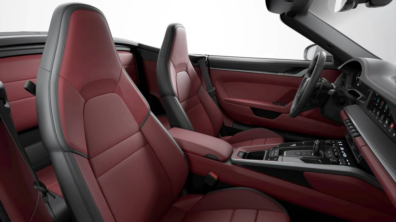 2025 Porsche 992 Carrera GTS - Image 5 of 5