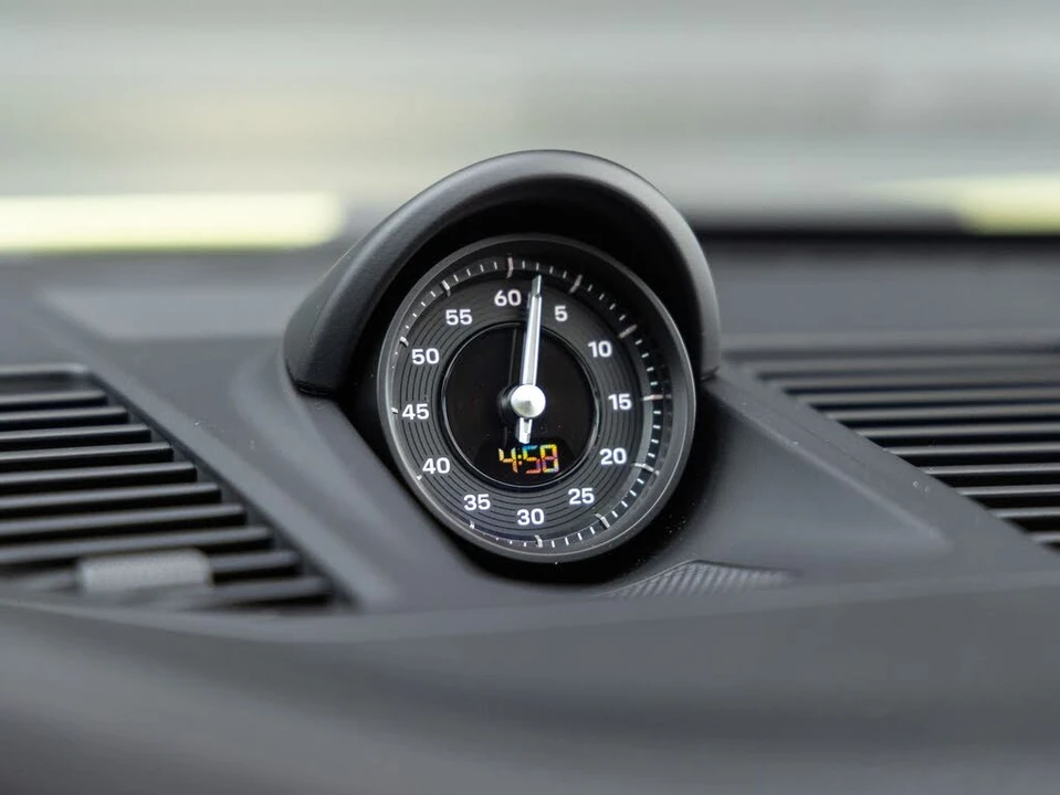 2025 Porsche 992 Carrera GTS - Image 17 of 31