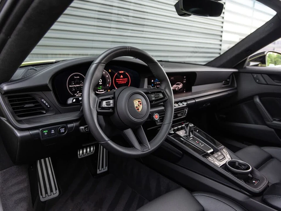 2025 Porsche 992 Carrera GTS - Image 4 of 31