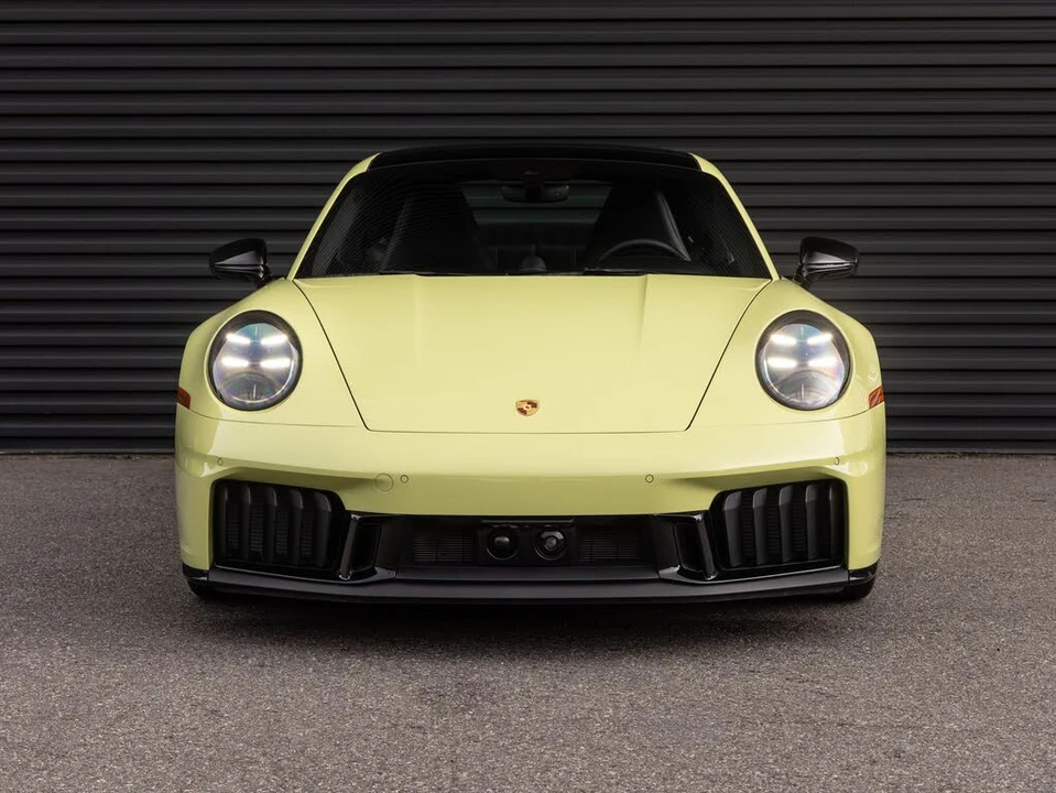 2025 Porsche 992 Carrera GTS - Image 7 of 31