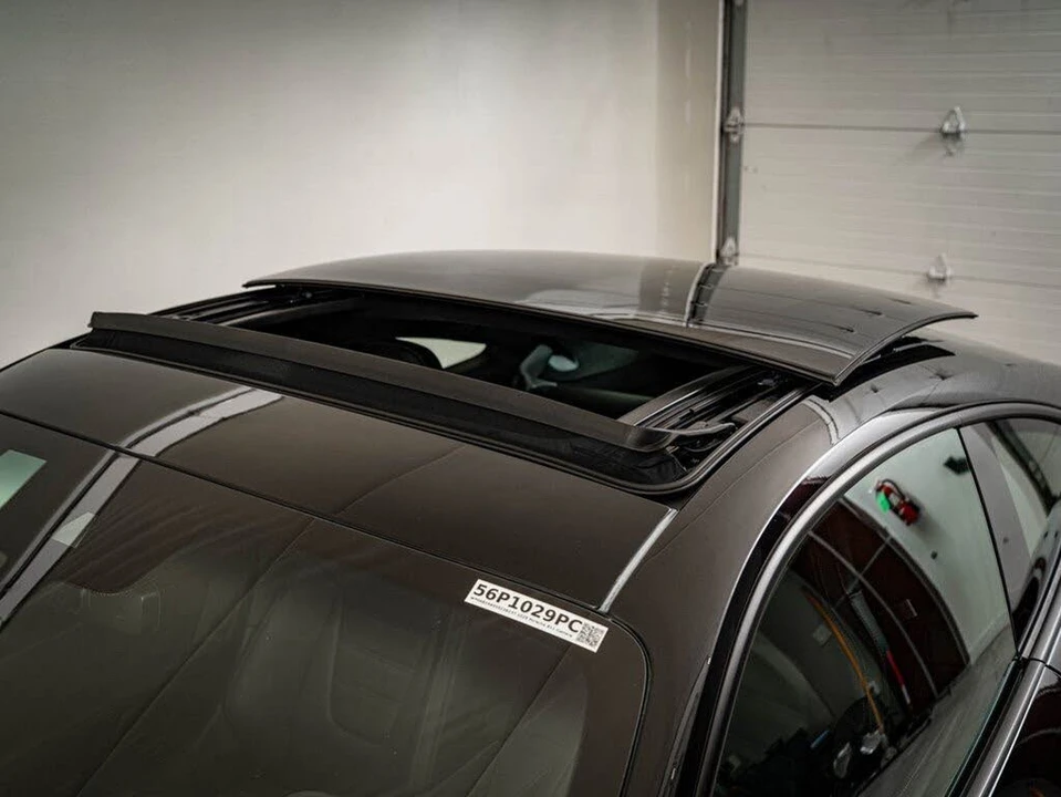 2025 Porsche 992 Carrera GTS - Image 17 of 31