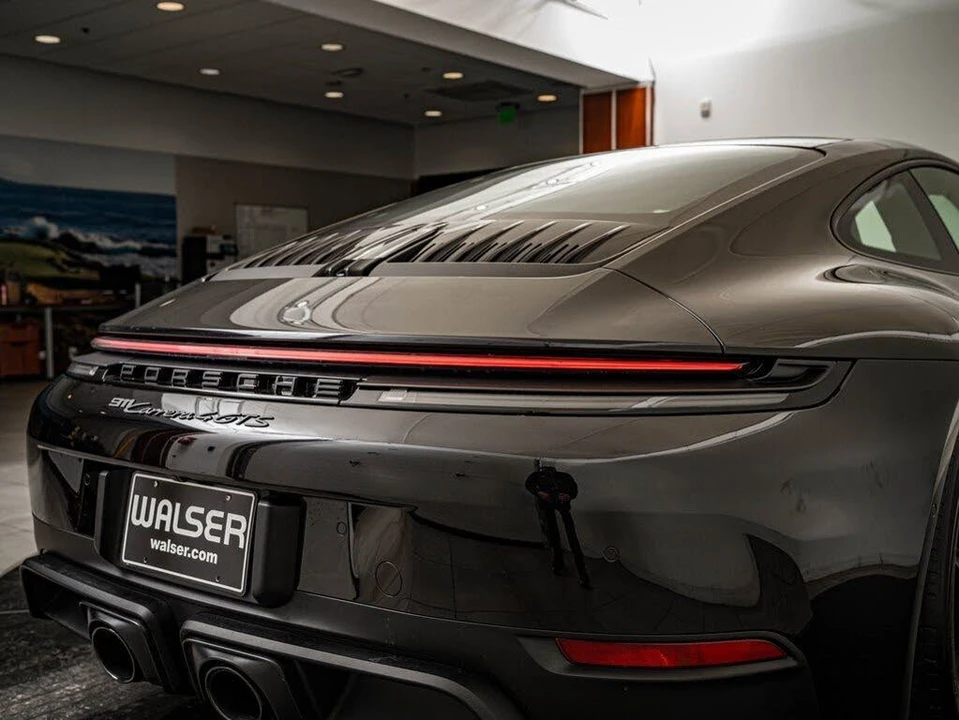 2025 Porsche 992 Carrera GTS - Image 19 of 31