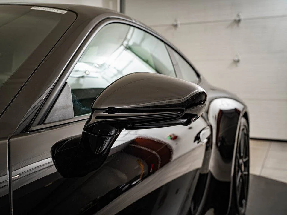 2025 Porsche 992 Carrera GTS - Image 18 of 31