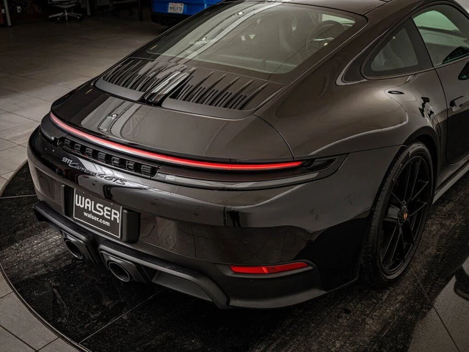2025 Porsche 992 Carrera GTS - Image 21 of 31