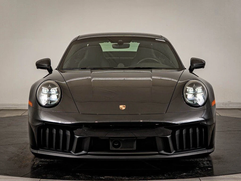 2025 Porsche 992 Carrera GTS - Image 10 of 31