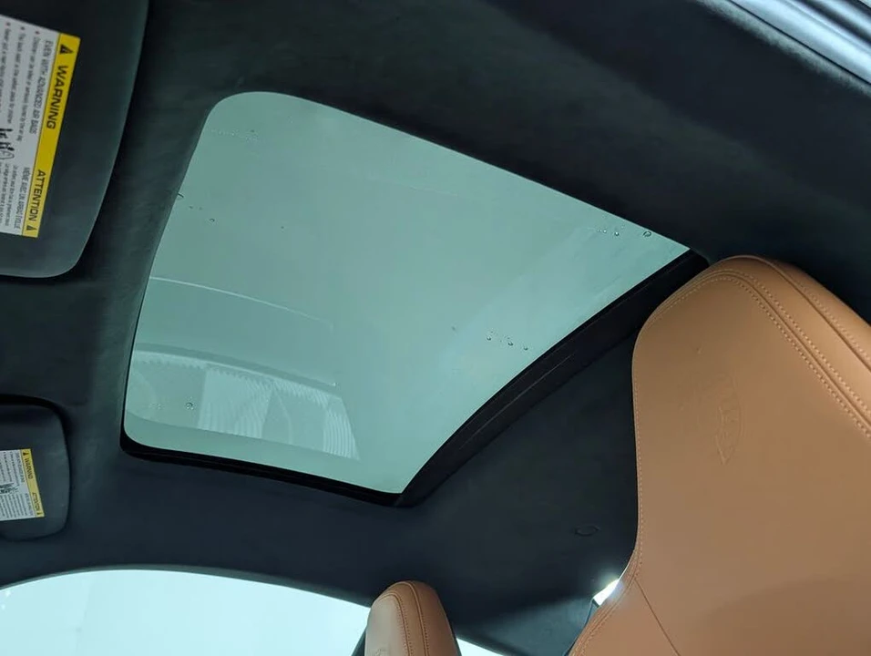 2025 Porsche 911 - Image 29 of 31