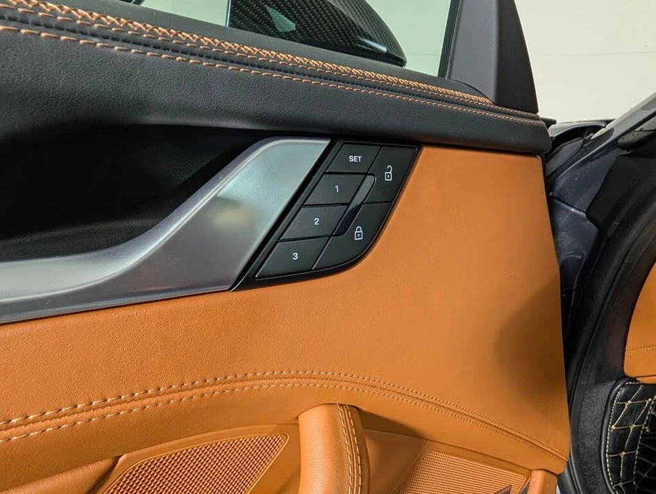 2025 Porsche 911 - Image 25 of 31