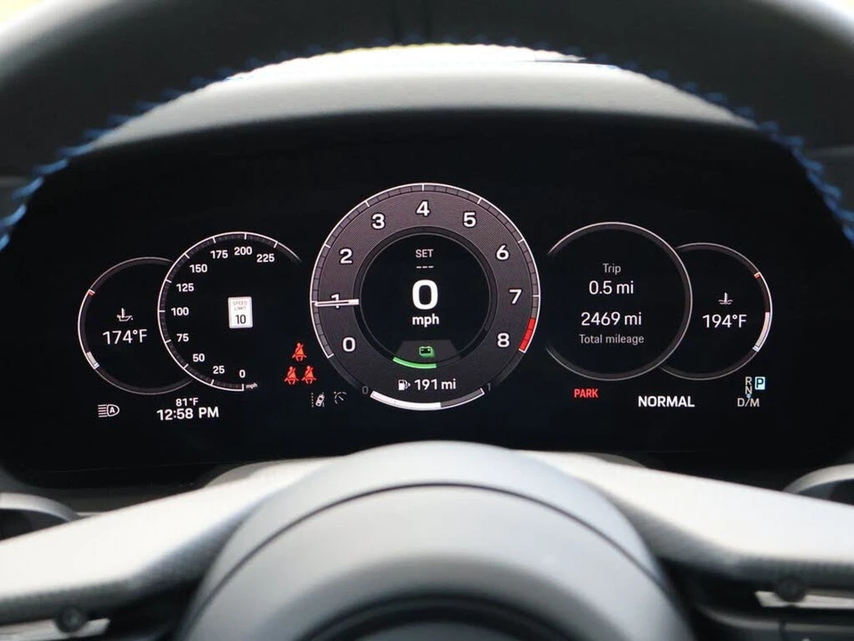 2025 Porsche 992 Carrera GTS - Image 26 of 31