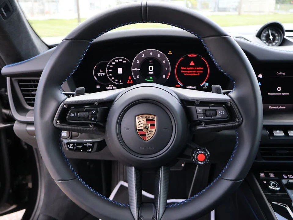 2025 Porsche 992 Carrera GTS - Image 27 of 31