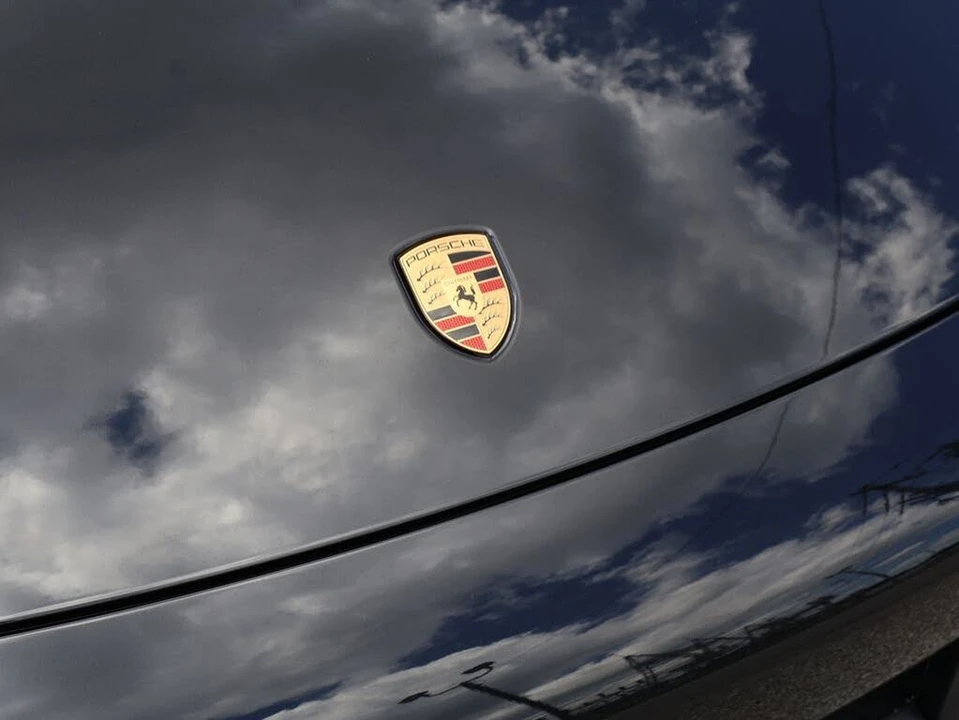 2025 Porsche 992 Carrera GTS - Image 13 of 31