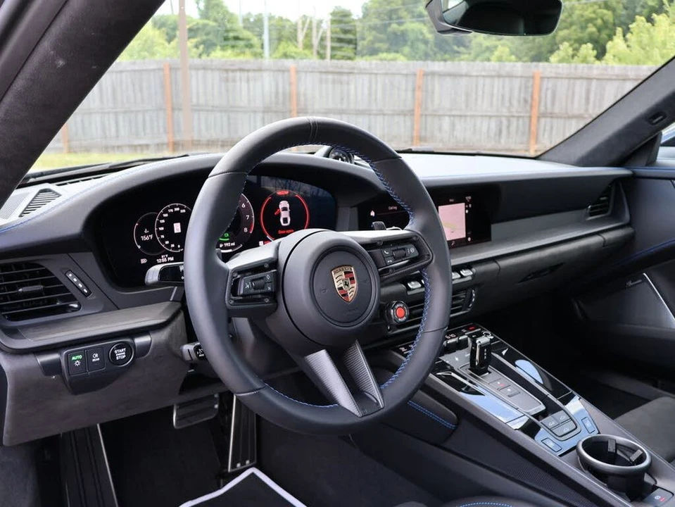 2025 Porsche 992 Carrera GTS - Image 4 of 31
