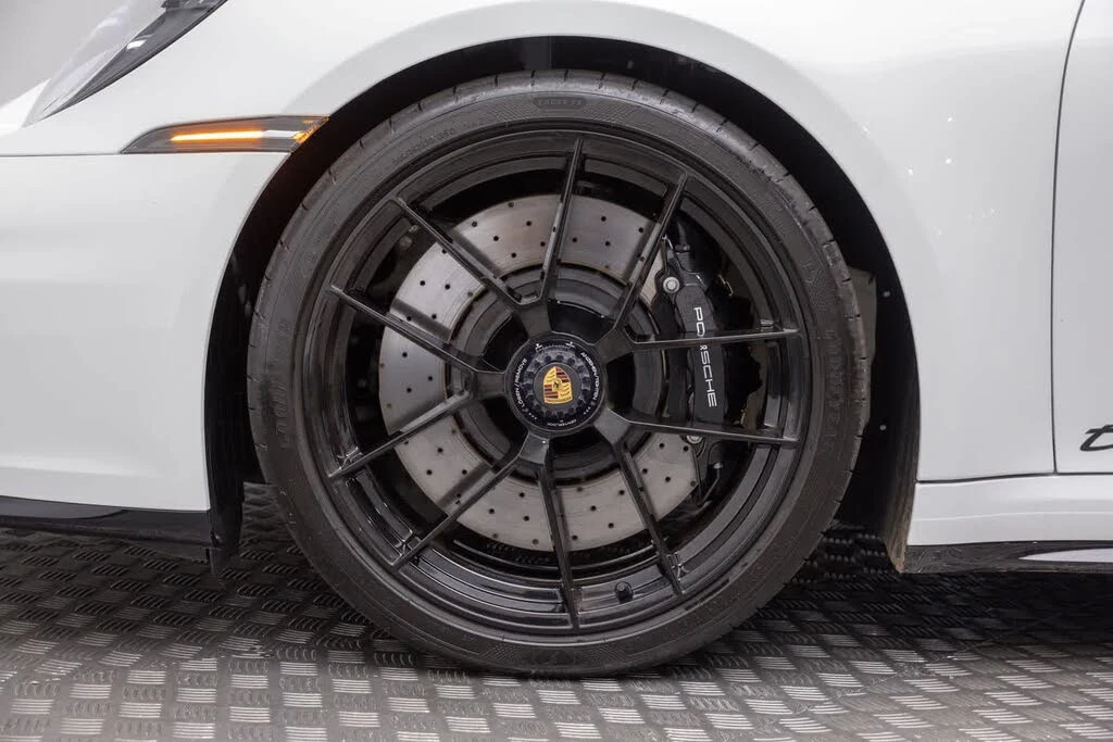 2025 Porsche 992 Carrera GTS - Image 8 of 31
